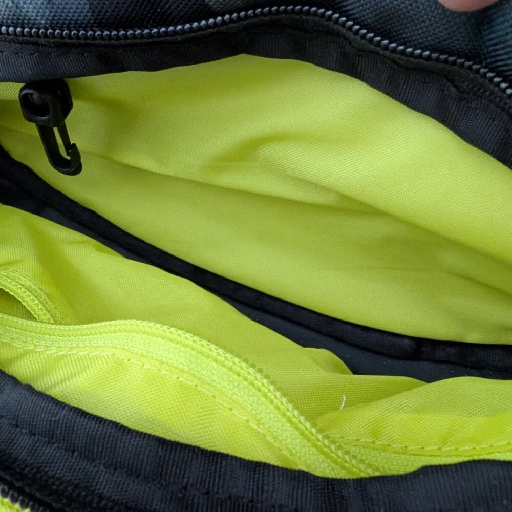 Dakine Crossbody Fanny Pack - Picture 5 of 8